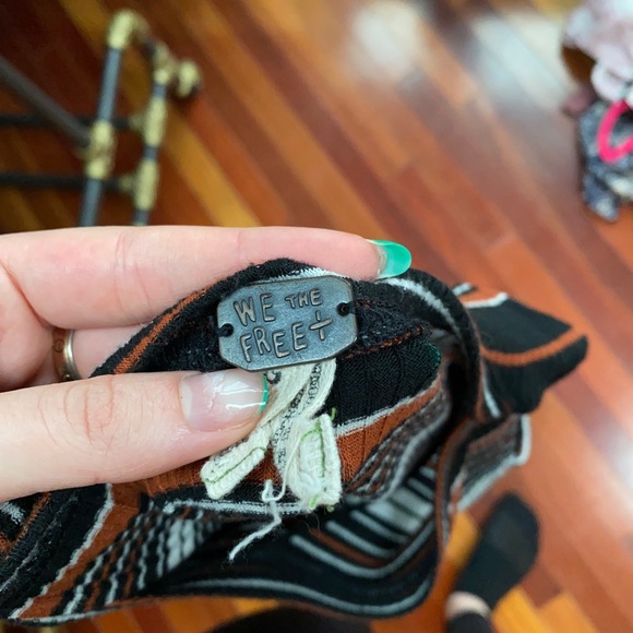 FREE PEOPLE STRIPED SWEATER - Picture 3 of 3